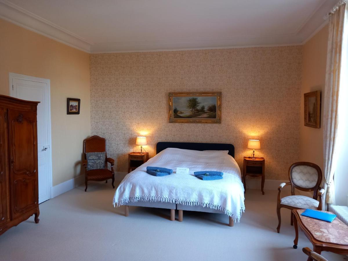 Bed and Breakfast Chateau Maleplane Сен-Леонар-де-Нобла Экстерьер фото